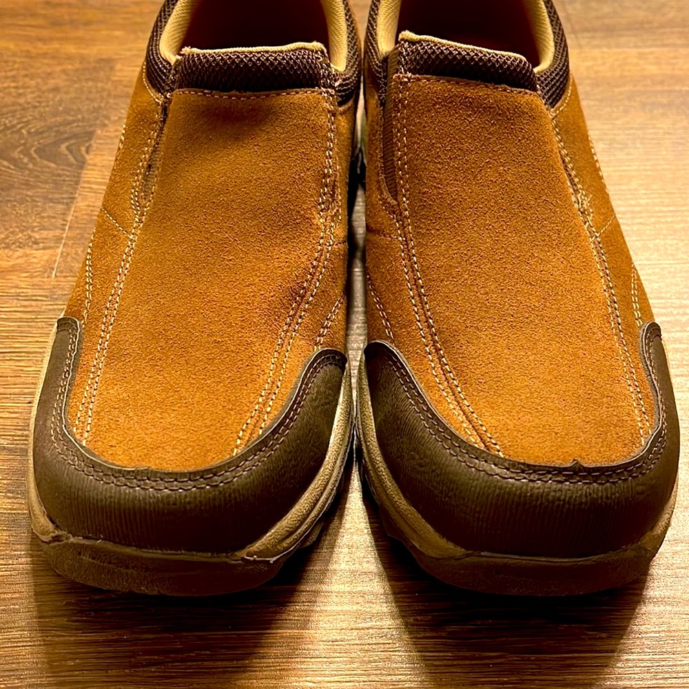 Men’s leather loafers. WRANGLER MEMORY FOAM. New. Men’s size 8.5. Never worn.